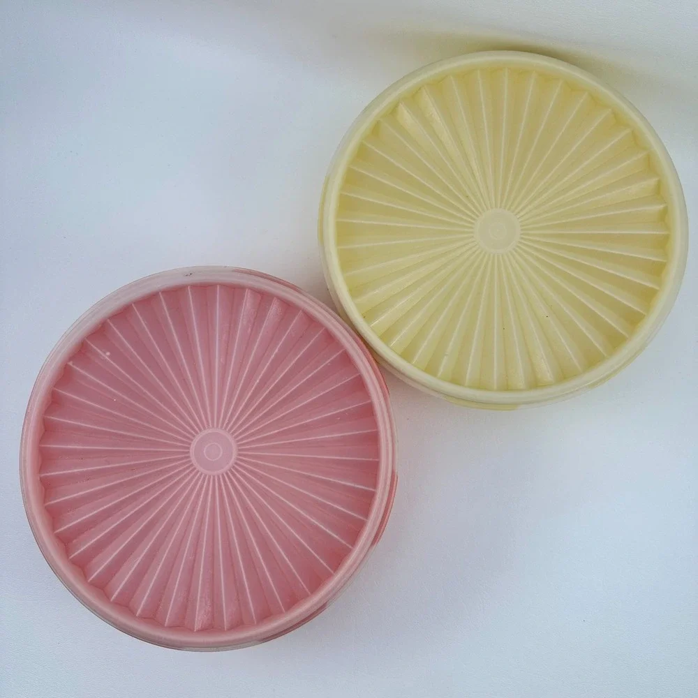 Tupperware Servalier Storage Containers Orange Yellow Set of 2 w/Clear Lids 1204